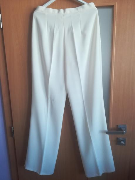 Elegantný kostým - sako, nohavice, top, 42