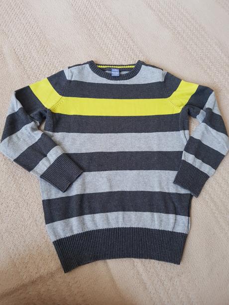 Pulovre, vel. 110 a 116, dopodopo,110