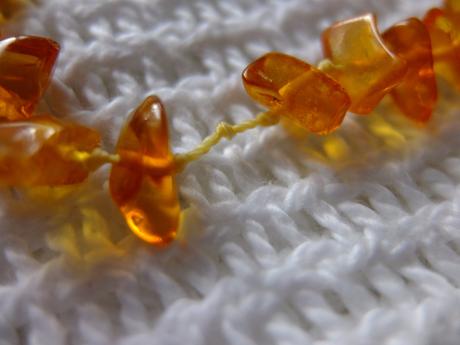 Jantárový náhrdelník pre dieťa,