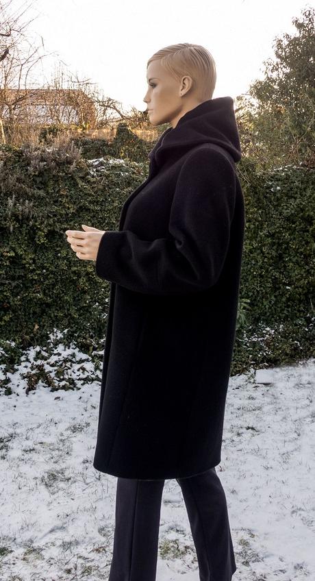 Teplý vlnený kabát s kapucňou, xl