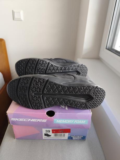 Tenisky skechers, skechers,39