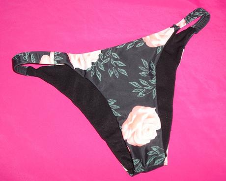 Sexy kvietkovane bikiny, s