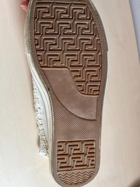 Biele dámske tenisky, mustang,42