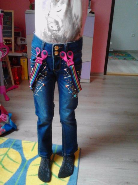 Dievčenské rifle m, 110