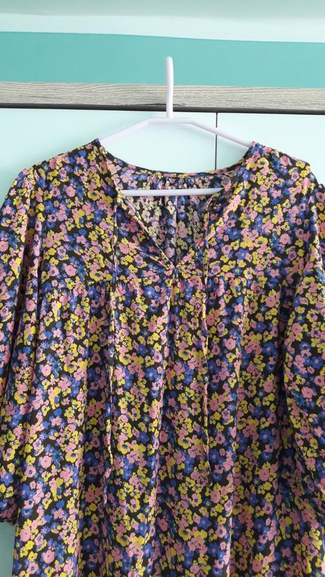 Oversize šaty s kvetinkami, 