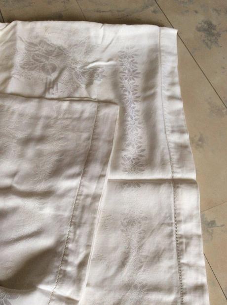 Veľký damaškový obrus, 