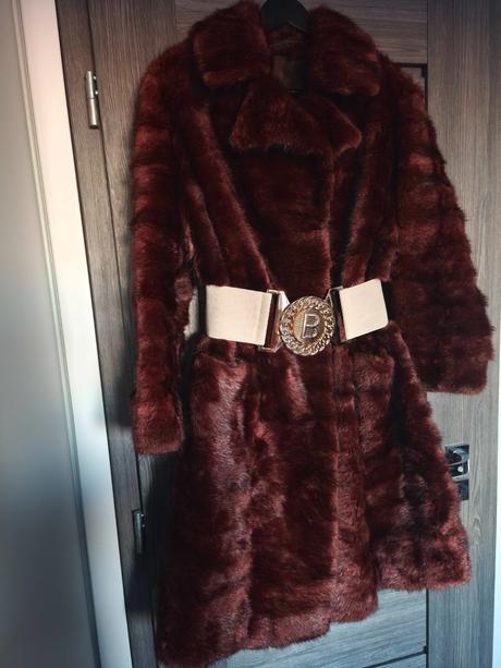 Pravy norkovy kozuch, l