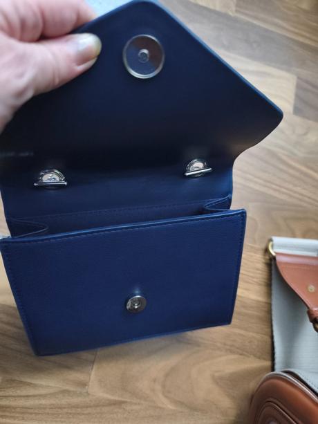 Dámska štýlová modrá kabelka, 