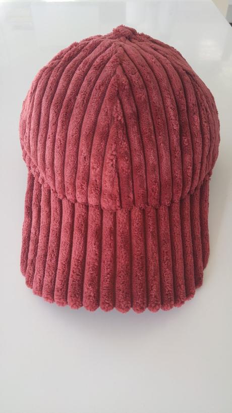 Nová šiltovka menčestrová bordová,