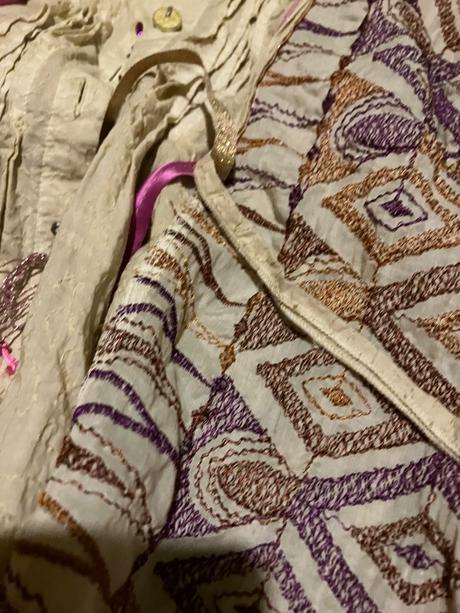 Plátená košeľa ,alebo sako, 38