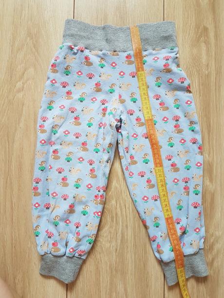 Tenké tepláky so zvieratkami, 98