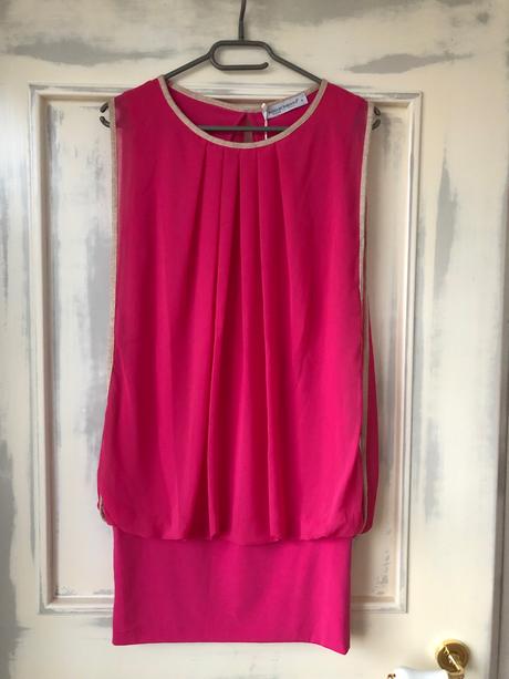 Nádherne letne šaty rinascimento, s