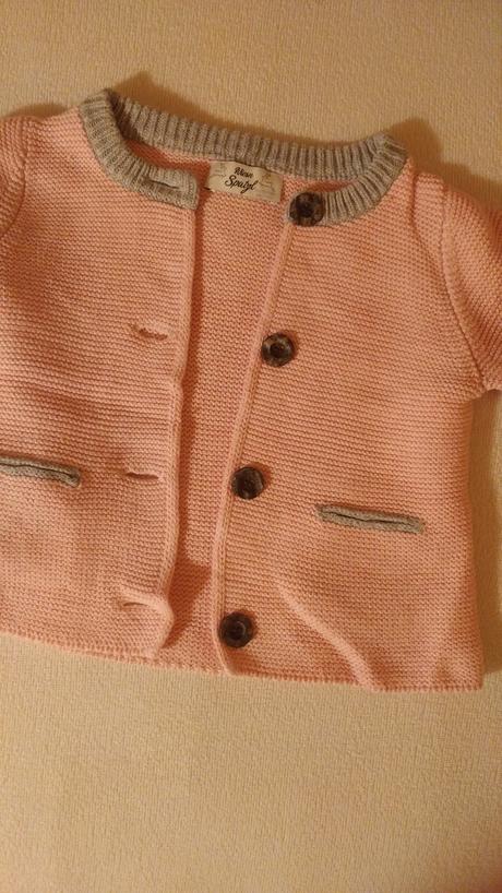 Ruzovy svetrik na gombiky, 104