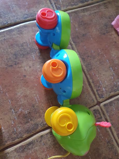 Húsenička na ťahanie plus kocka fischer price, 