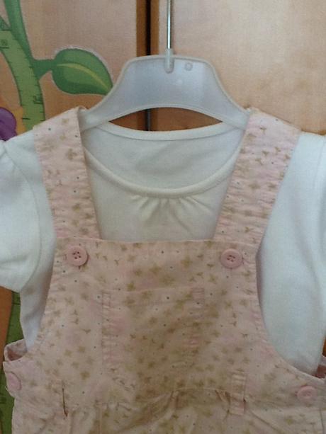 Nohavice s trákmi a tričkom, mothercare,86