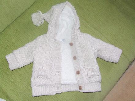 Teplý svetrík, f&f,68