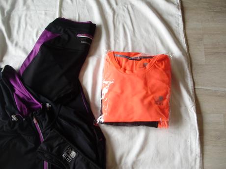 Predám dva seti na šport karrimor, m / s