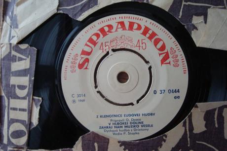 Predám platne od slovenských a českých interprétov, 
