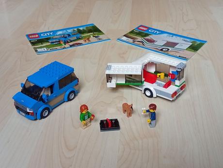 Lego 60117 dodávka a karavan, 