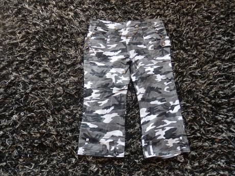 Maskacove nohavice, 28