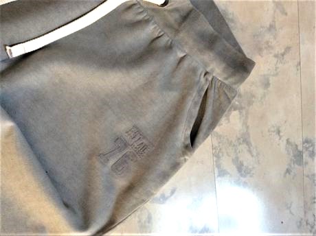 Kvalitné tepláky m/l, l