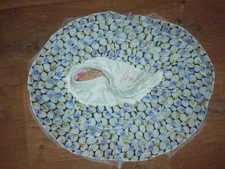 Letná suknička s volánikmi, 122