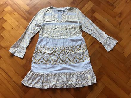 Zlatobiele elegantné šaty, 40