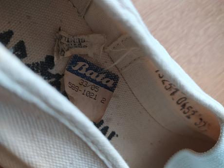 Socialistické, retro cvičky, baťa,37