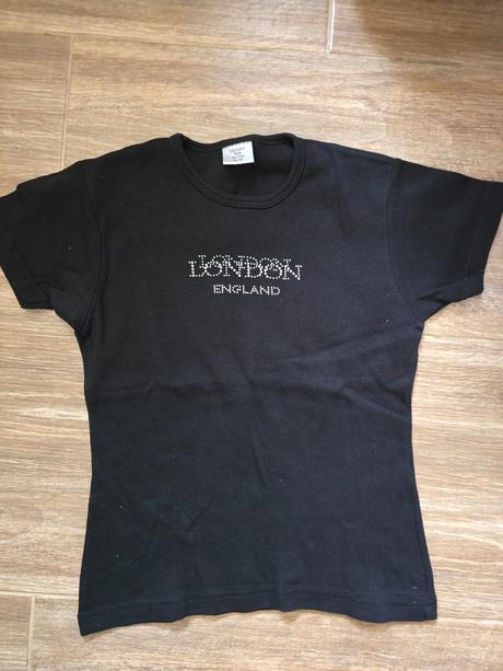 Tričko č 32-34, 32