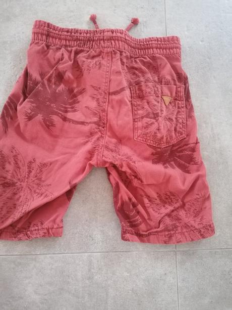 Kratasy zara výborný stav, zara,122