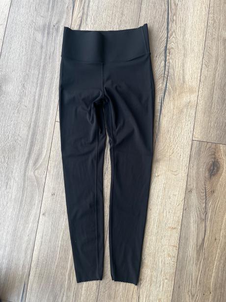 Shaping funkcne leginy, h&m,s