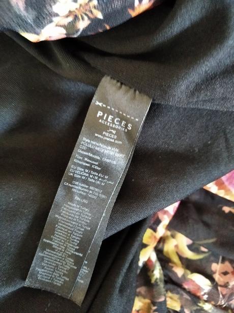 Kvietkovaná sukňa, s