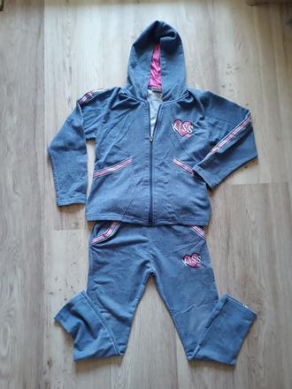 Tepláková suprava, 122