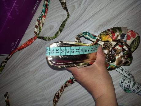 Nádherné sexi sandálky, 35