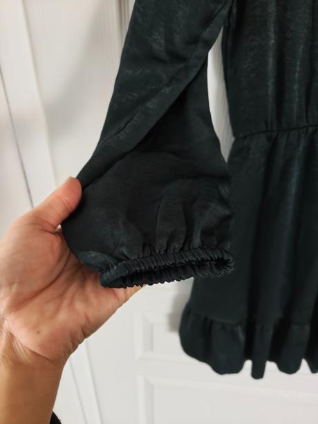 Dámske šaty s volánmi, sinsay,l