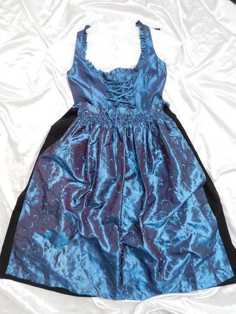 Pekny kvalitny dirndl kroj, 38
