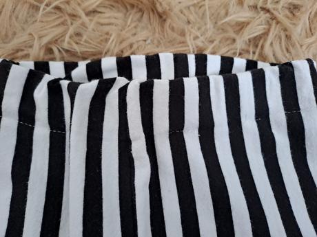 Pásikavé legíny, 104