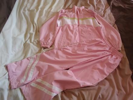 Sustiakova suprava ružová, 140