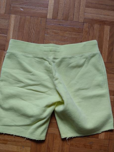 Aeropostale krásne neónové mäkučké bermudy, aeropostale,s