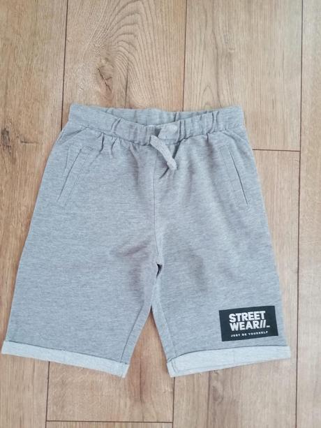 Kraťasy, sinsay,134