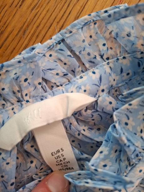 Nádherná ľahučká blúzka, h&m,m