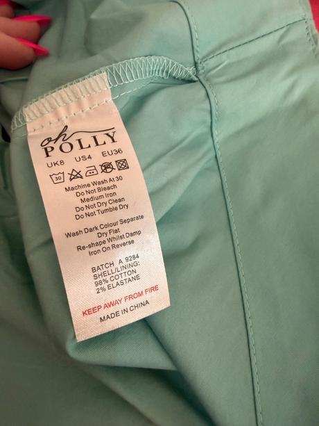 Úplne nádherné, nové šaty značky oh polly, 36