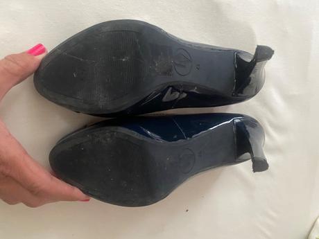 Lodičky tmavomodré lakované, armani,37