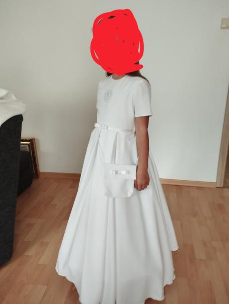 Šaty na prvé sväté prijímanie, 134