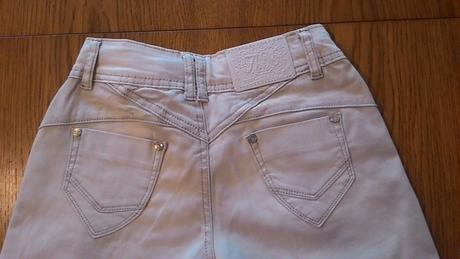 Strečové nohavice, 140