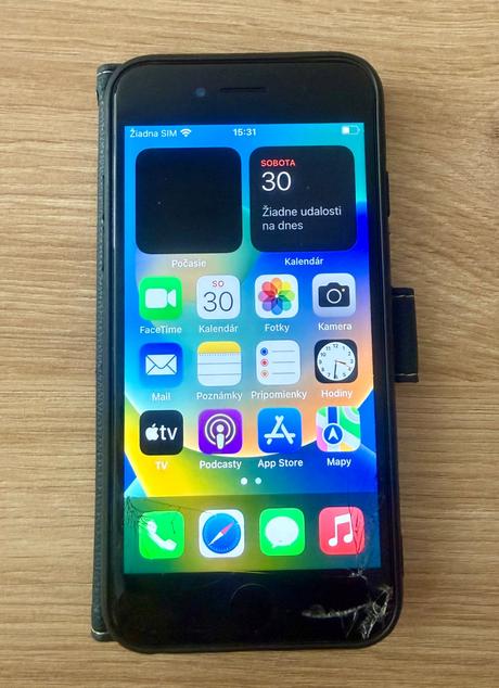 Iphone 8 s prislusenstvom, apple