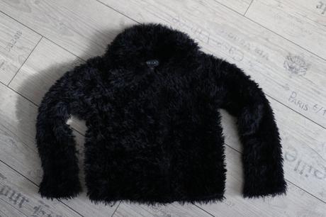 Chlpatý kabátik, 140