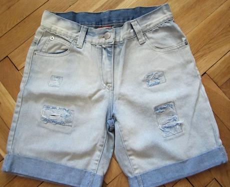 Džínsové šortky, 158