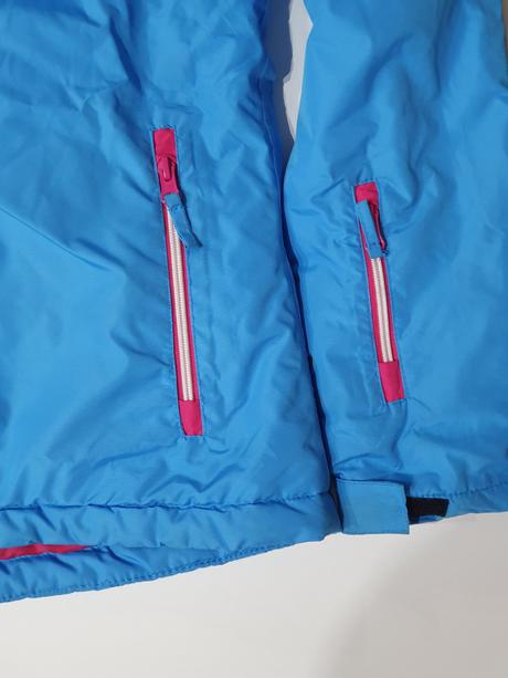 Dievčenská vetrovka, 164