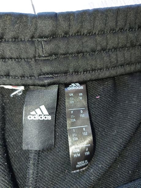 Športové tepláky, adidas,152
